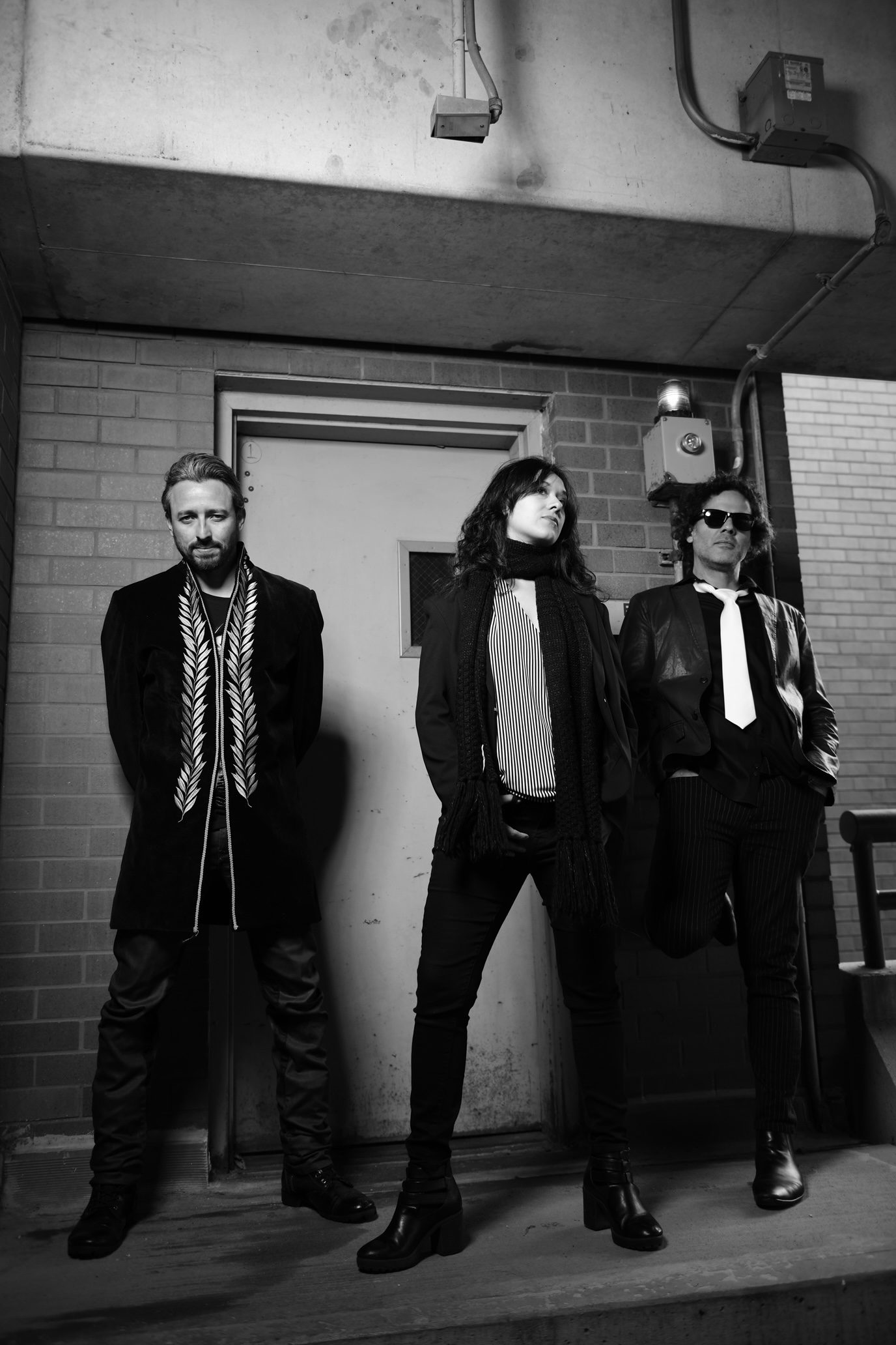 Perro Sombra: Not Your Average Rock Band