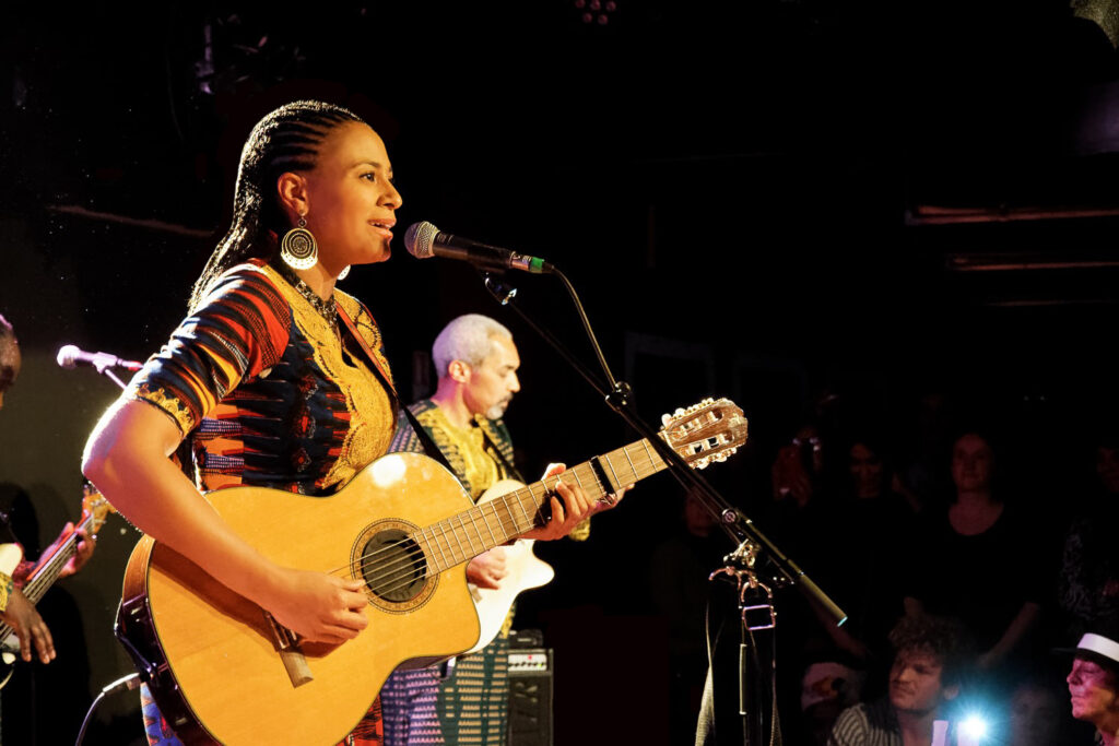 Sona Jobarteh