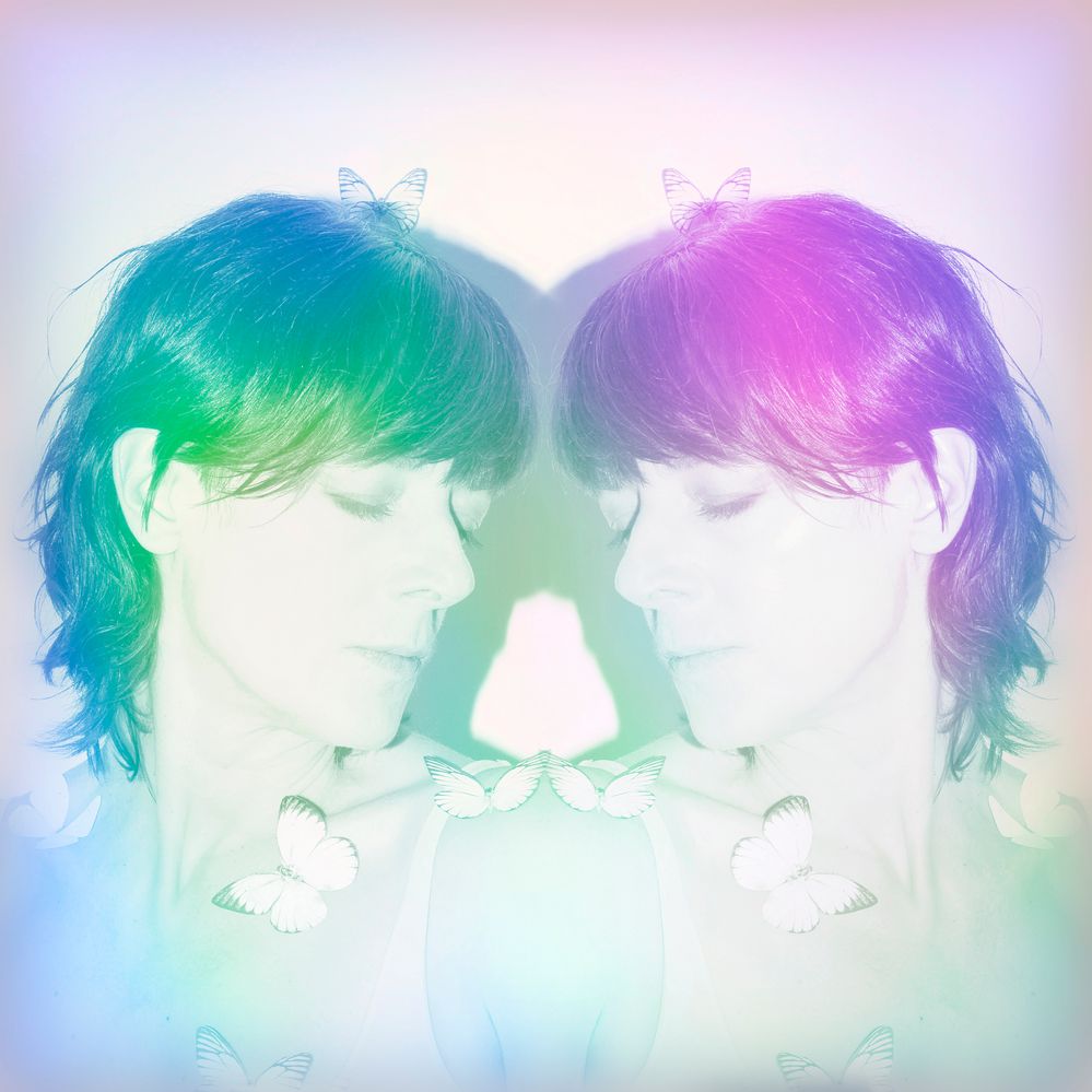 Thyra Hilden TRAPPED IN DREAMS Album Art