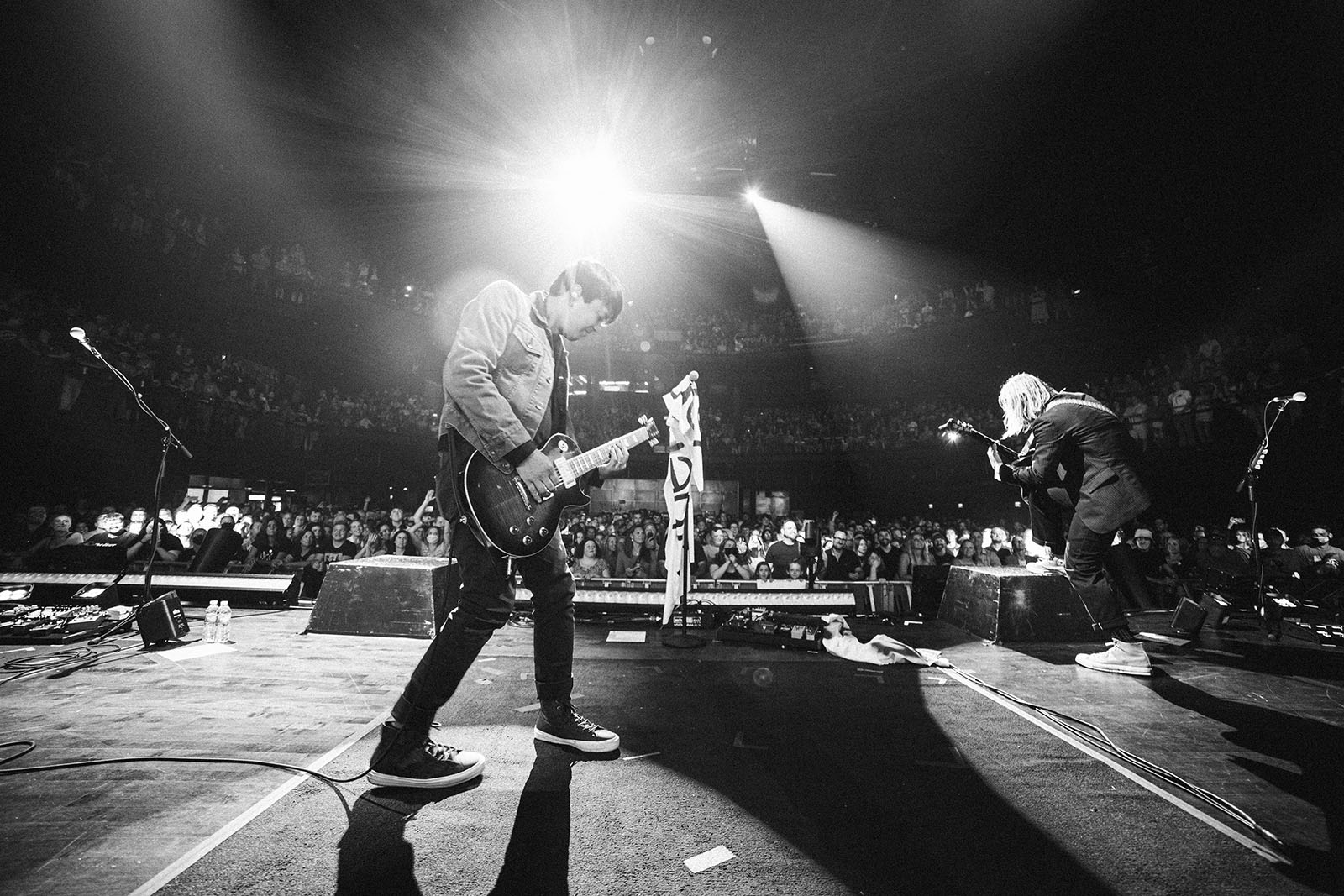 Jerome Fontamillas on stage with Switchfoot in Cincinnati, Ohio - Photo by Erick Frost