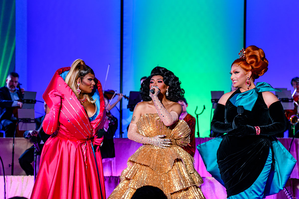 Peppermint, Jujubee, and Alexis Michelle perform "(A Little More) Masacara" from La Cage Aux Folles