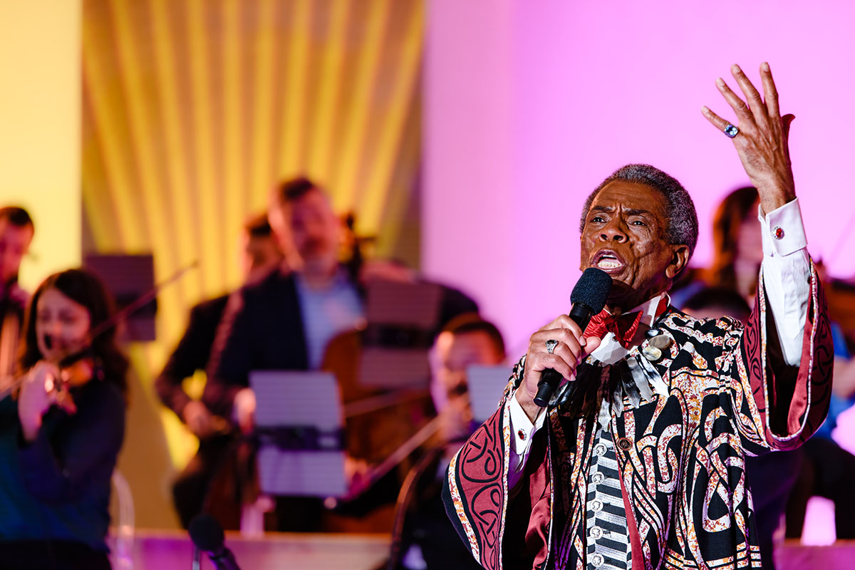 André de Shields performs "The Colors of My Life" from Barnum
