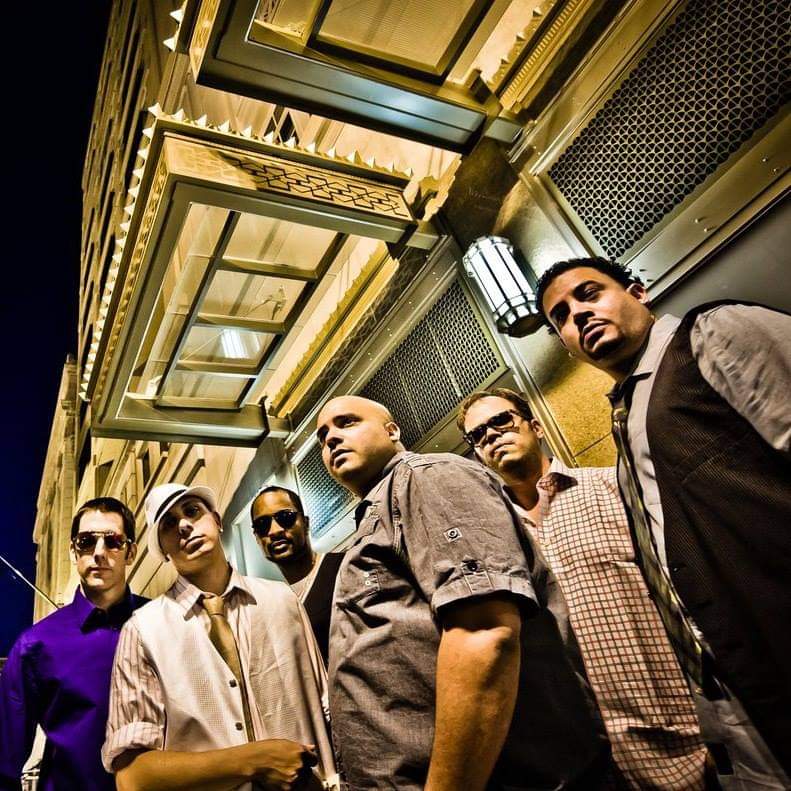 Empresarios Press Photo
