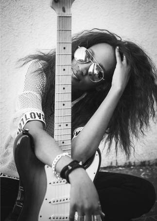 Nessa Dove Press Photo