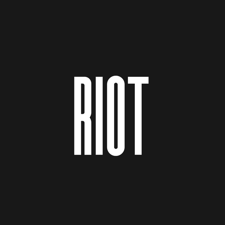 Riot House Logo