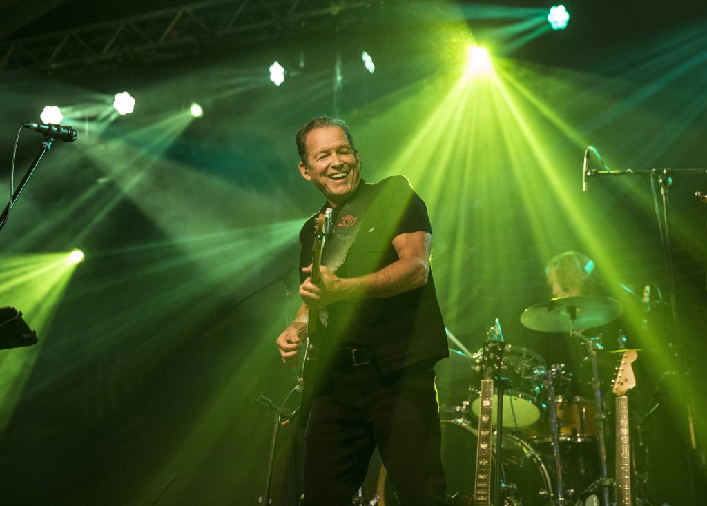 Tommy Castro performing live - Dragan Tasic