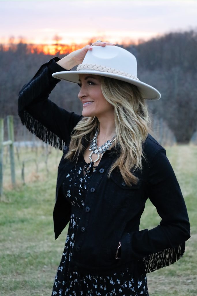 DMV-based singer-songwriter Melissa Quinn Fox press photo
